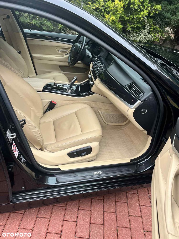 BMW Seria 5 520d - 8