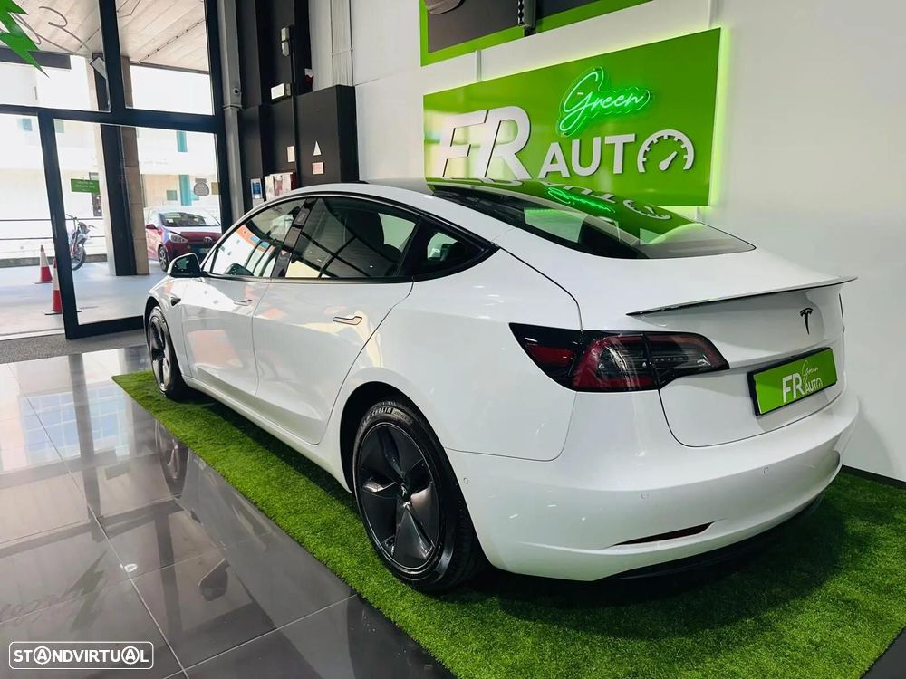 Tesla Model 3 Standard Range Plus RWD - 18