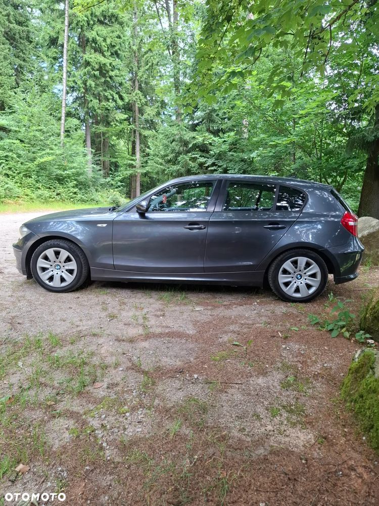 BMW Seria 1 118d DPF - 6