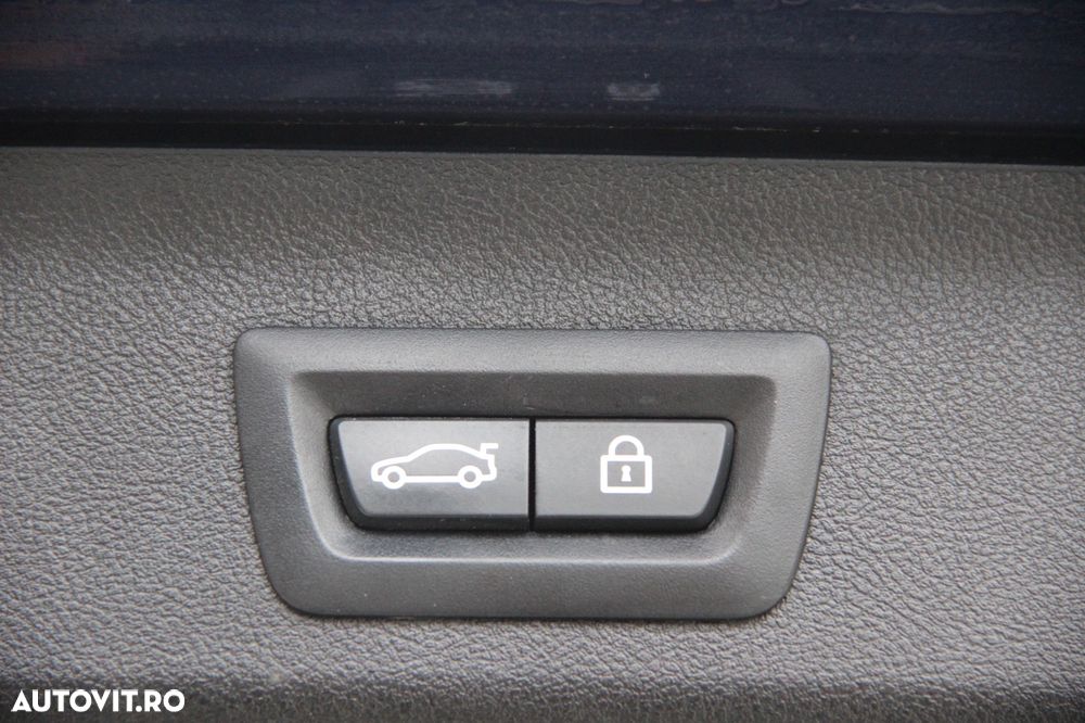 BMW Seria 5 530d xDrive Touring Aut. Luxury Line - 19