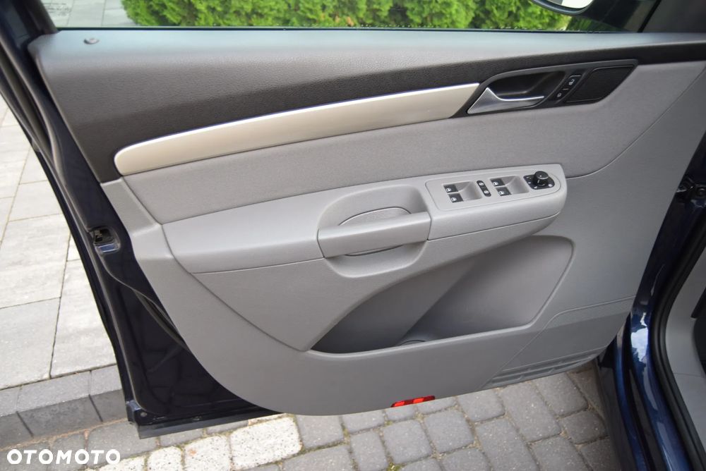 Seat Alhambra 2.0 TDI Ecomotive Reference - 25