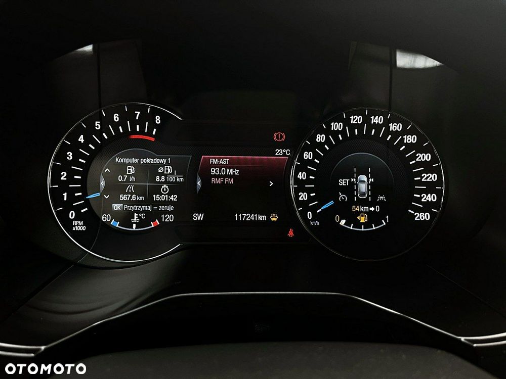 Ford Galaxy - 22