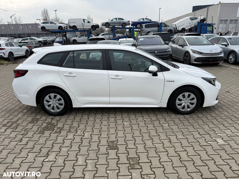 Toyota Corolla 1.8 HSD Business - 4