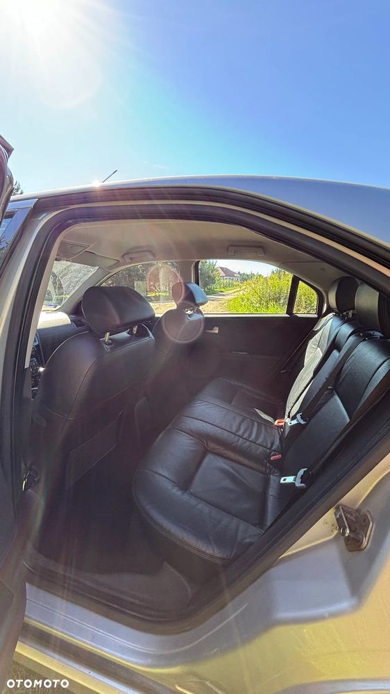 Ford Mondeo 3.0 V6 ST 220 - 19