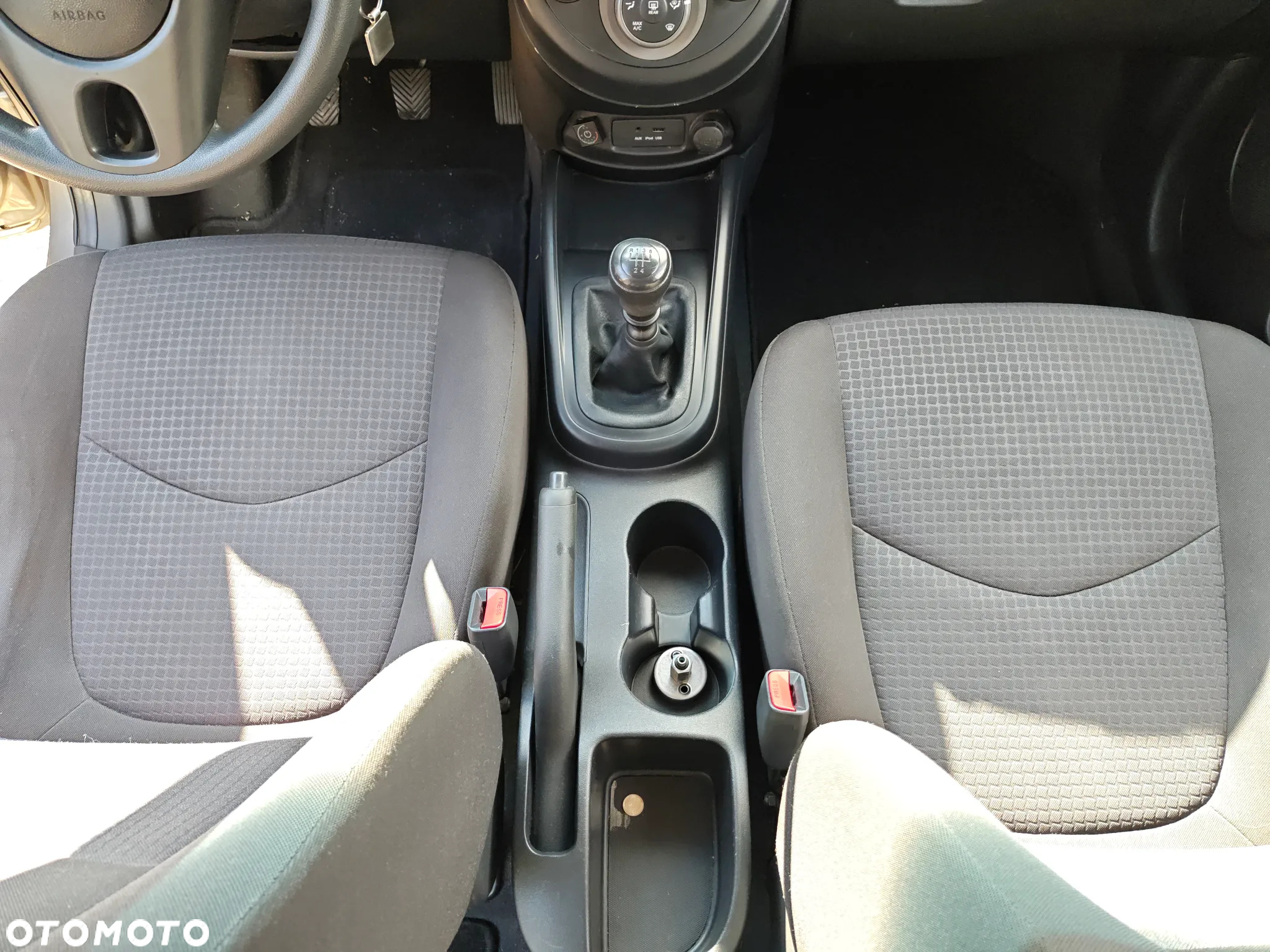 Kia Soul 1.6 L - 17