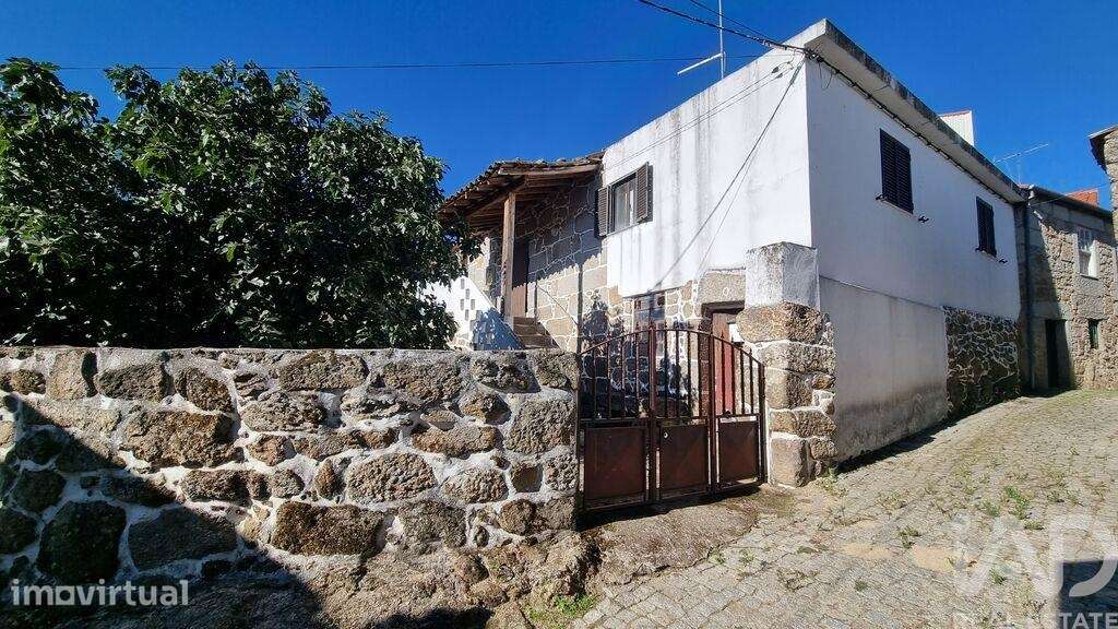 Casa / Villa T2 em Alverca da Beira - Grande imagem: 2/34