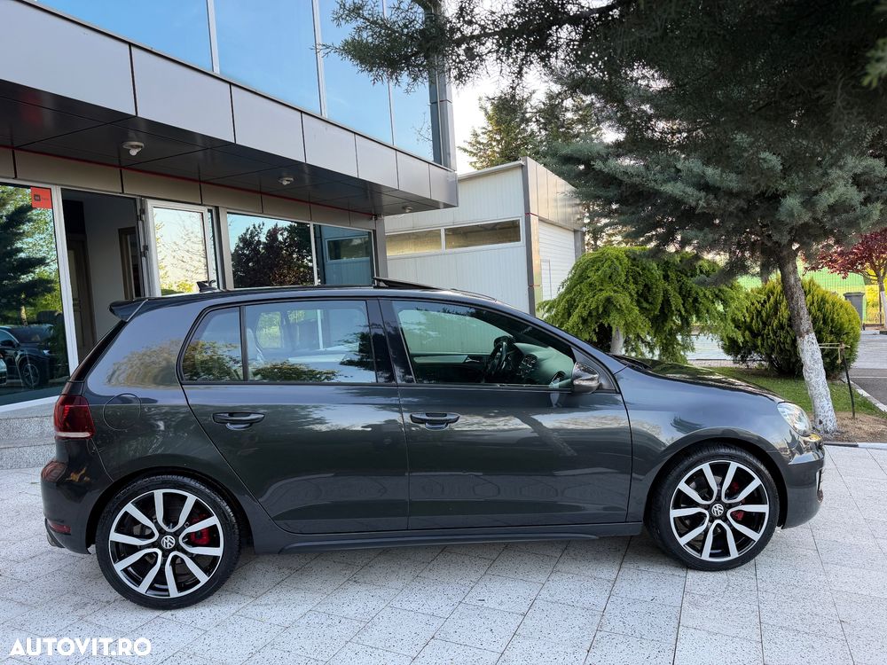 Volkswagen Golf 2.0 GTI DSG - 19