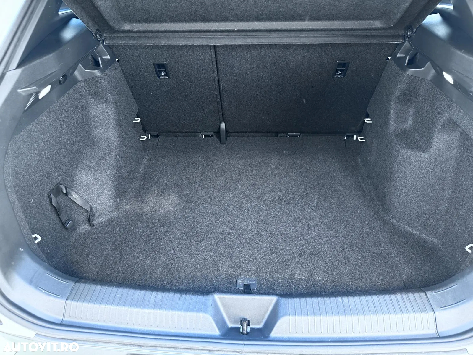 Volkswagen ID.4 - 25