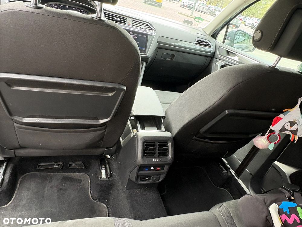 Volkswagen Tiguan Allspace 2.0 TSI 4Mot Highline DSG - 11