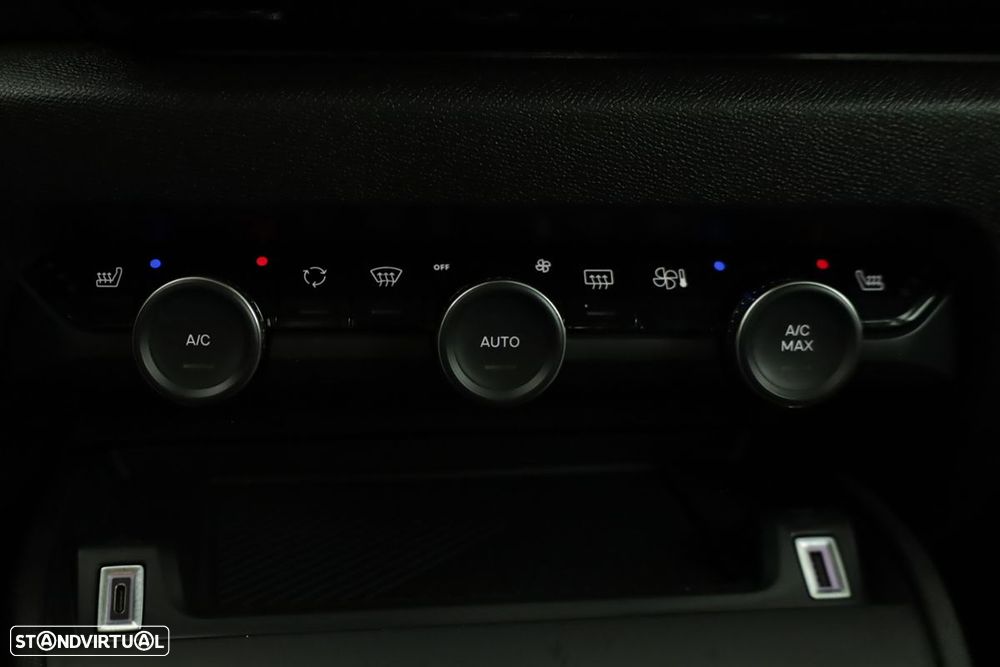 Citroën C4 1.2 PureTech Plus EAT8 - 12