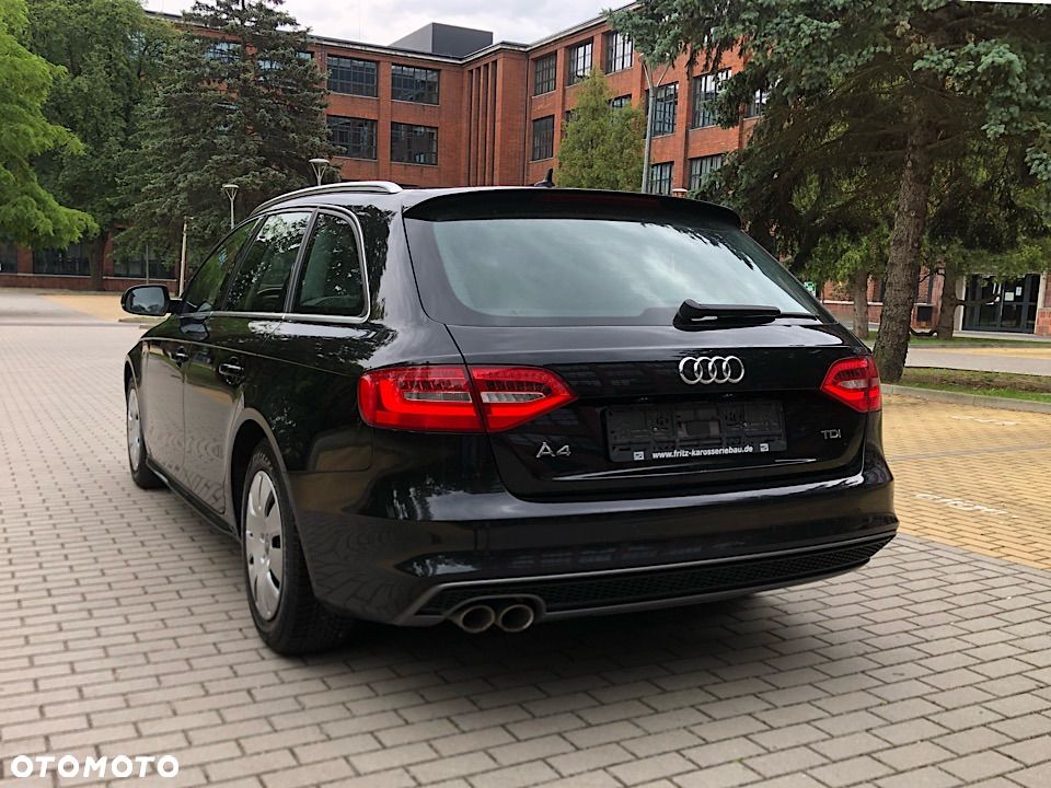 Audi A4 Avant - 11