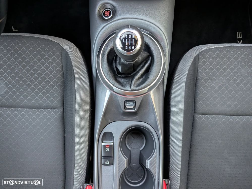 Nissan Juke 1.0 DIG-T N-Connecta - 17