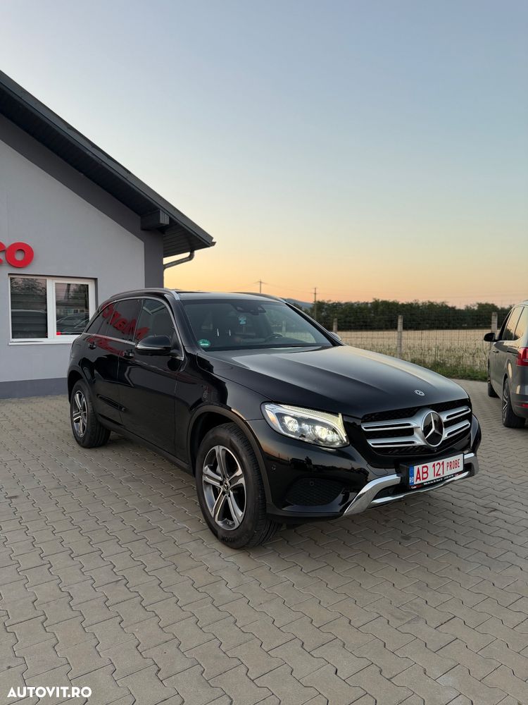 Mercedes-Benz GLC 250 4MATIC 9G-TRONIC - 2