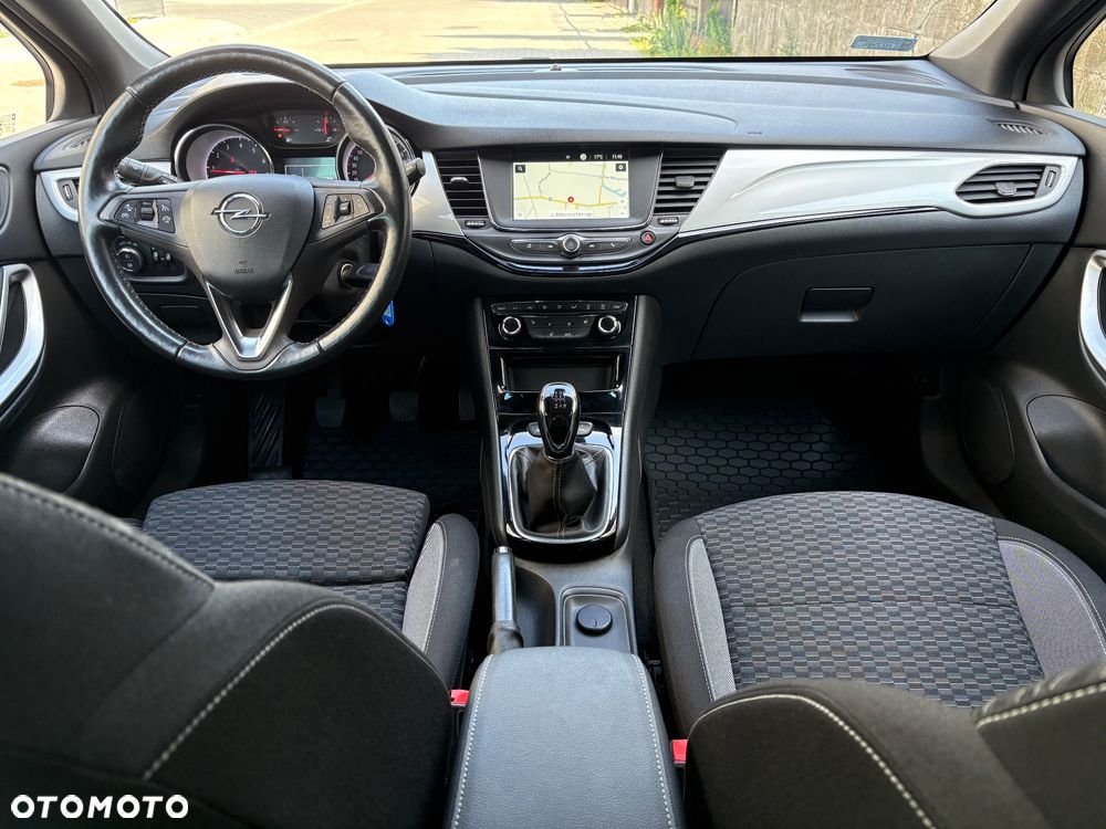 Opel Astra - 11