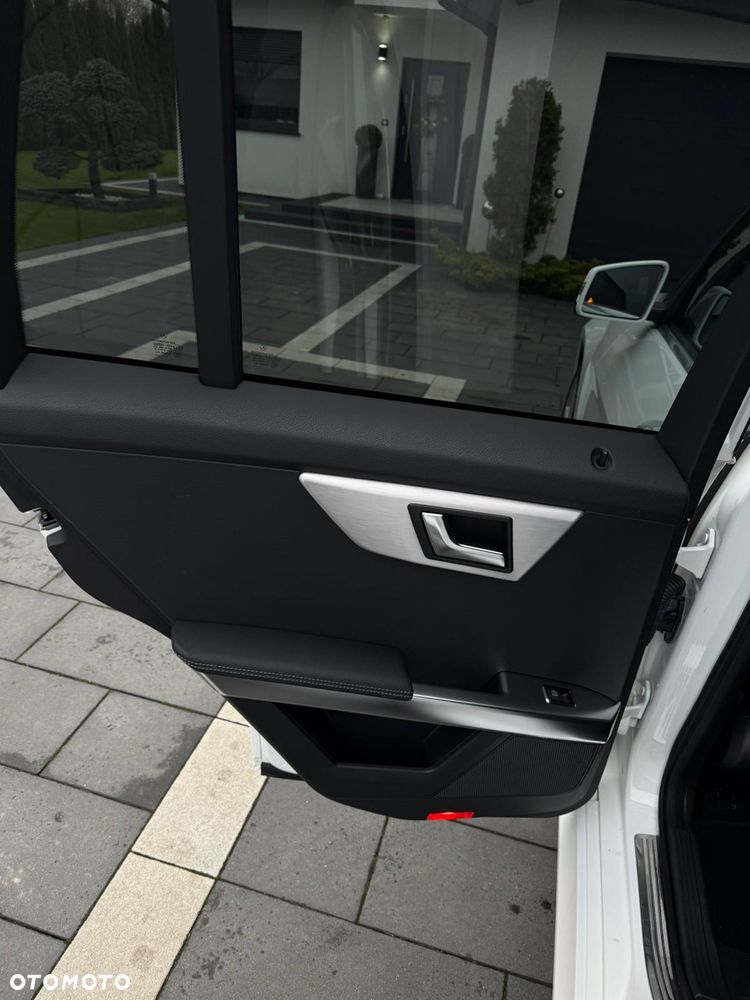 Mercedes-Benz GLK 350 CDI 4Matic (BlueEFFICIENCY) 7G-TRONIC - 27