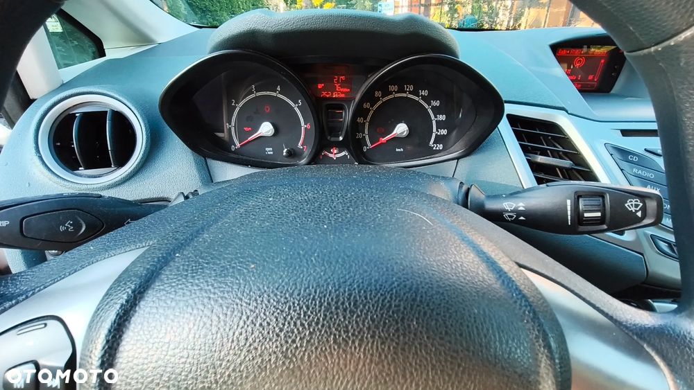 Ford Fiesta 1.25 SYNC Edition - 10