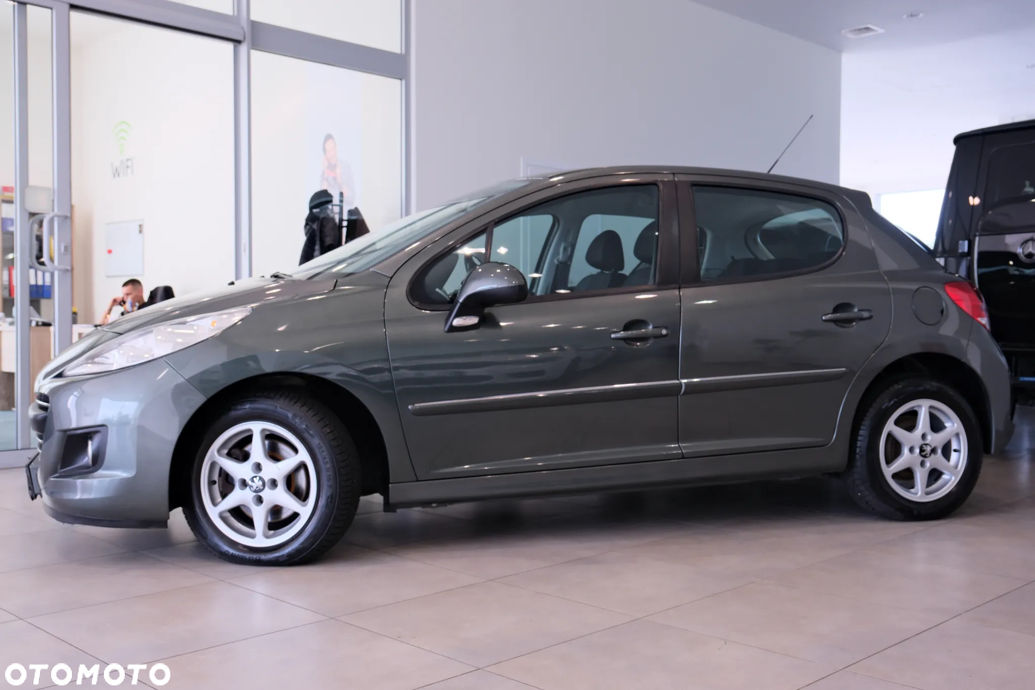 Peugeot 207 1.4 Trendy - 21