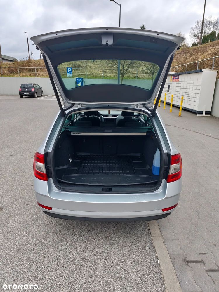 Skoda Octavia 2.0 TDI Drive - 5