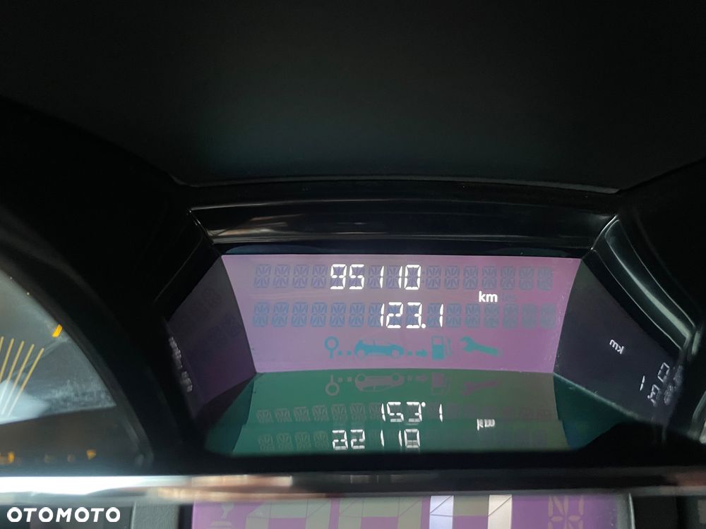 Renault Clio 1.2 16V 75 Experience - 14