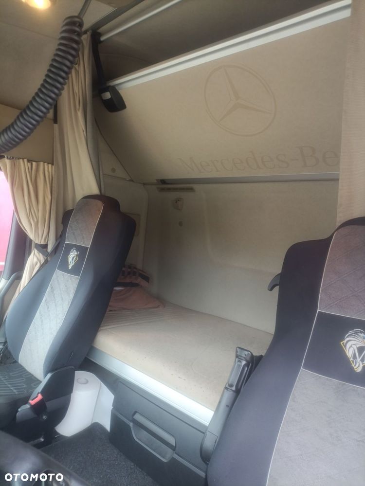 Mercedes-Benz Actros 1845 StreamSpace Low Deck Mega - 7