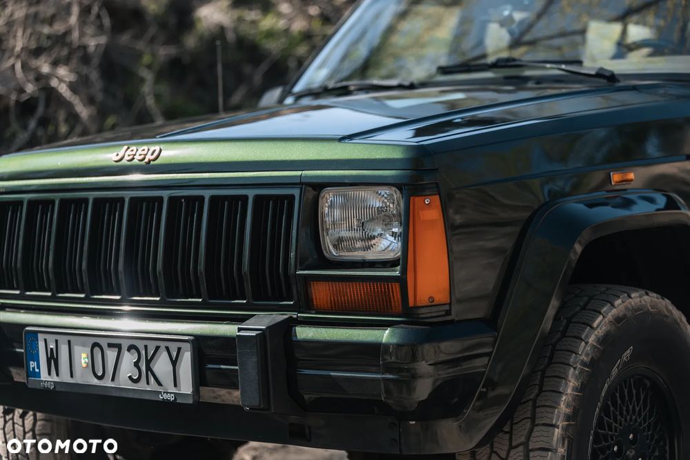 Jeep Cherokee 4.0 Limited - 18