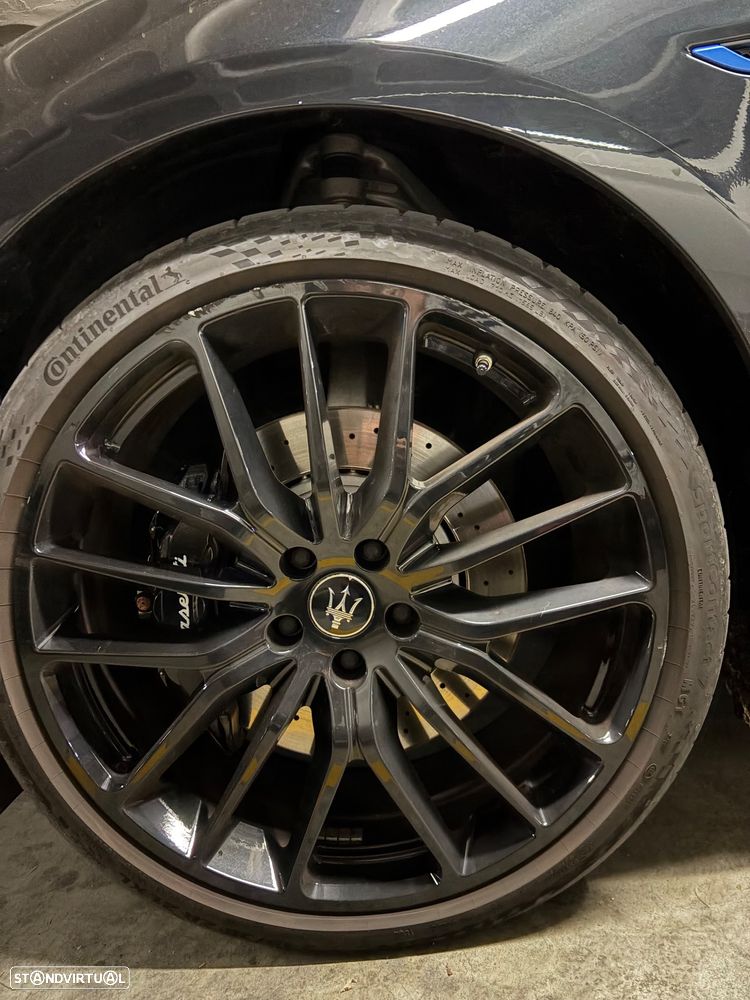 Maserati Ghibli Hybrid - 17