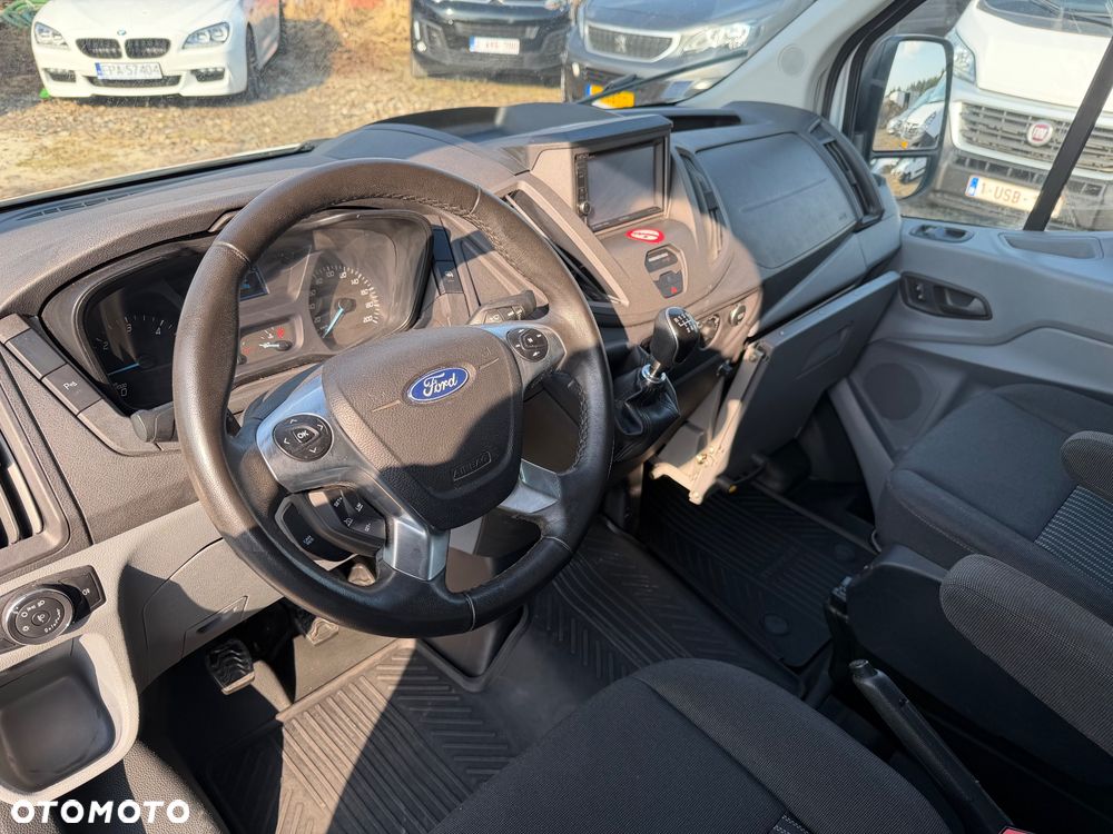 Ford Transit - 19