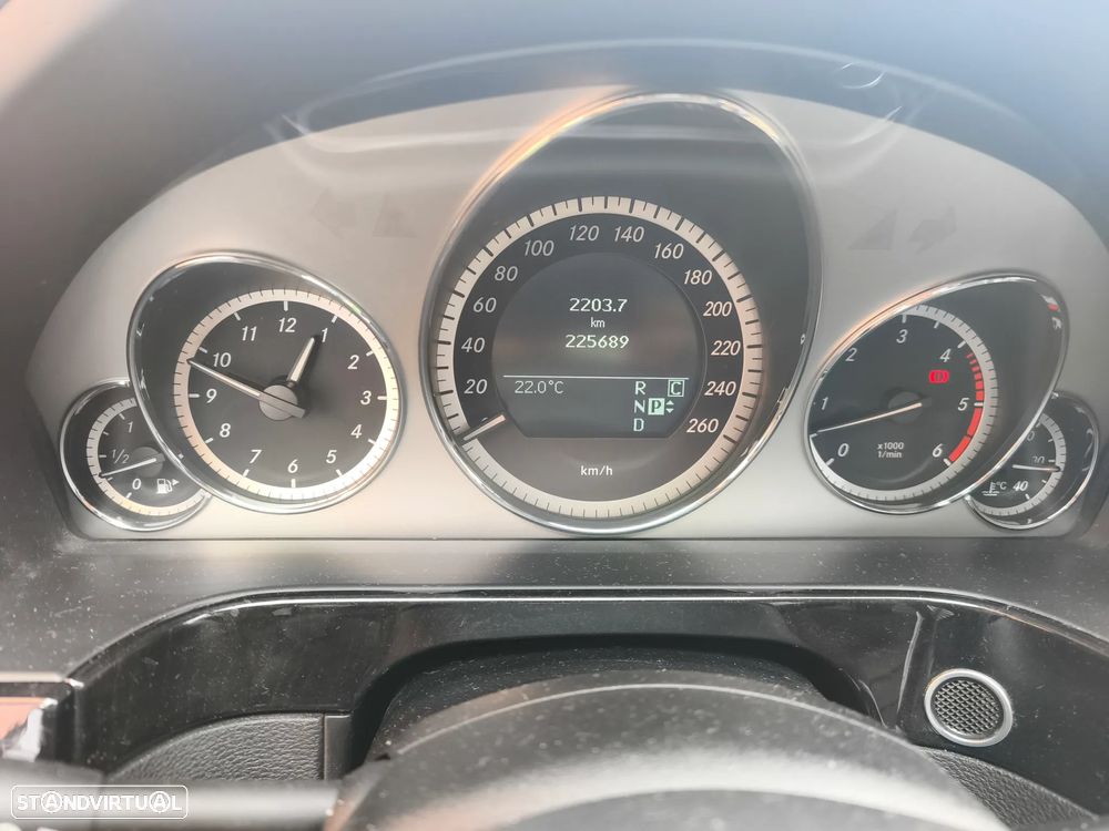 Mercedes-Benz E 350 CDi Avantgarde BlueEfficiency - 7