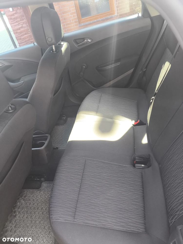 Opel Astra 1.4 T Enjoy - 10