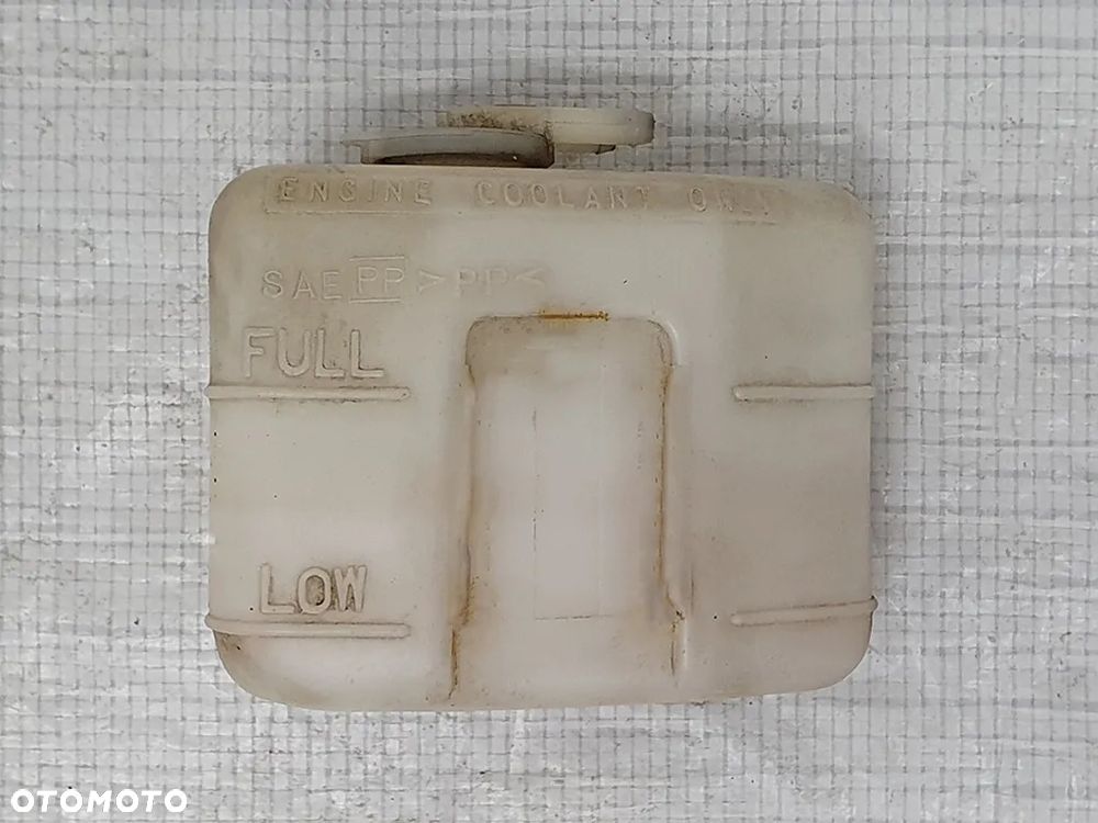 Zbiorniczek wyrównawczy (płynu chłodniczego) do Suzuki Vitara I