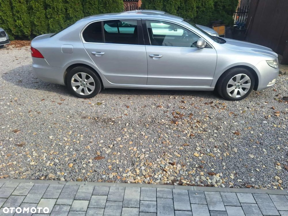 Skoda Superb - 2