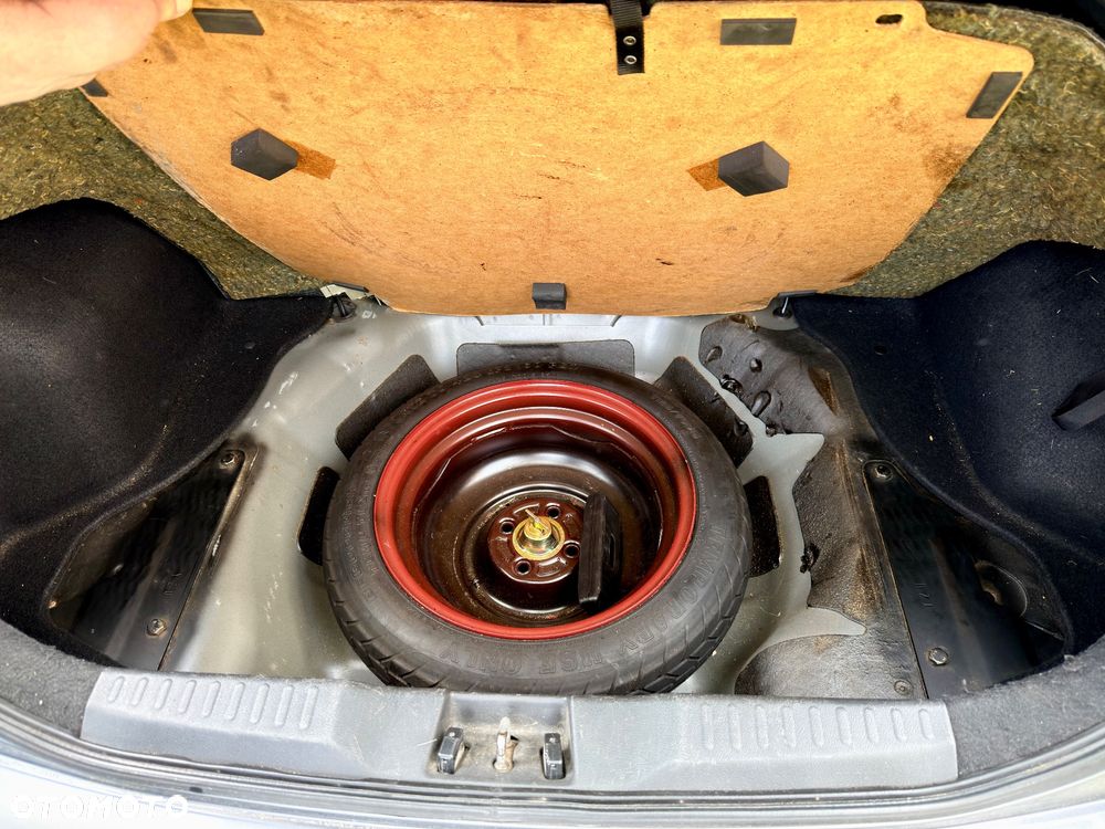 Honda Civic 1.4i LS - 13