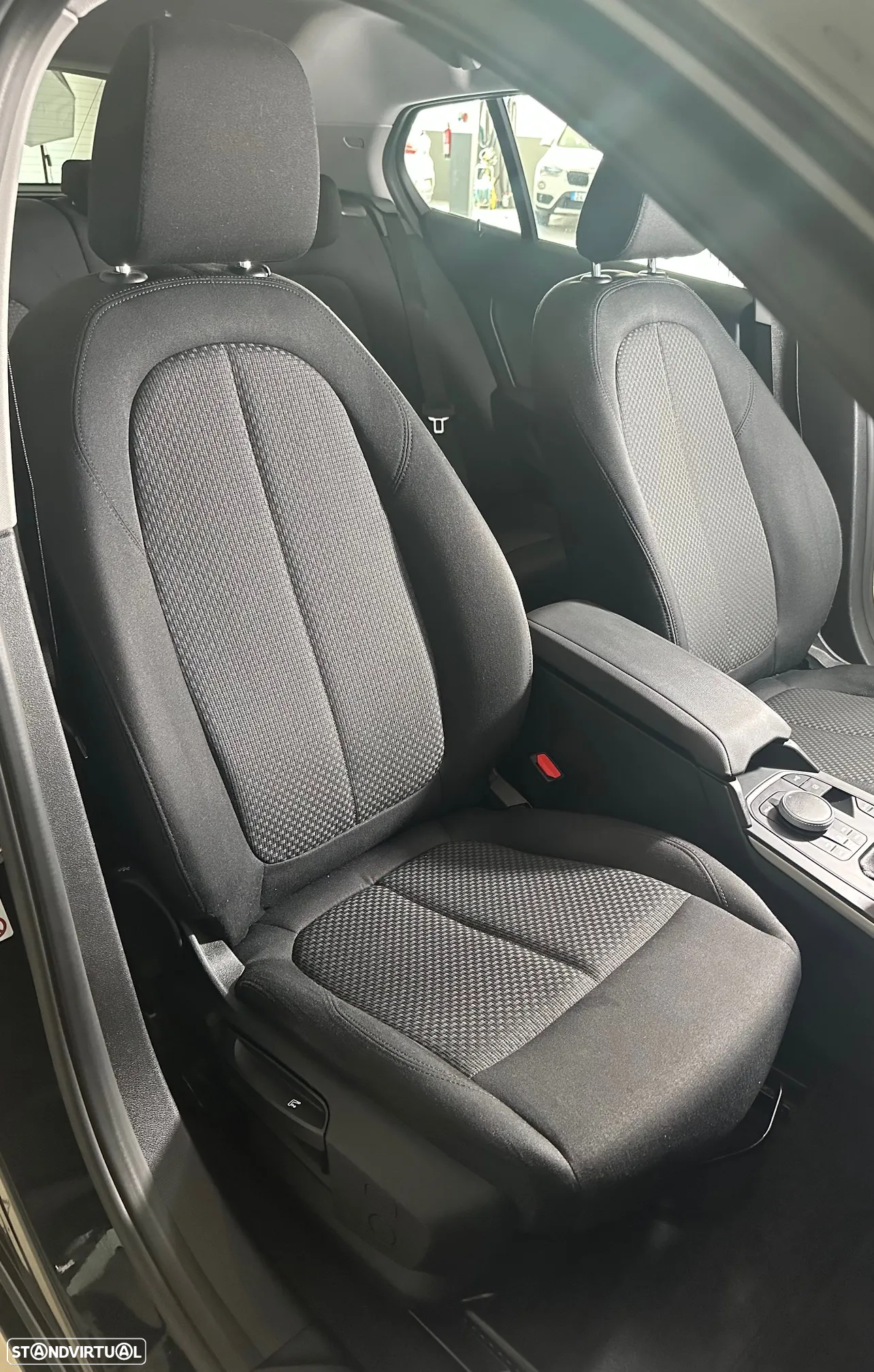BMW 116 d Corporate Edition Auto - 9