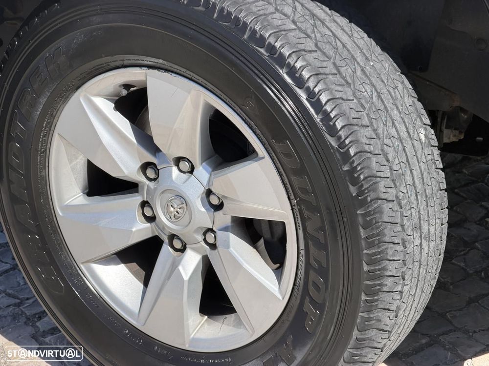 Toyota Land Cruiser Prado - 7