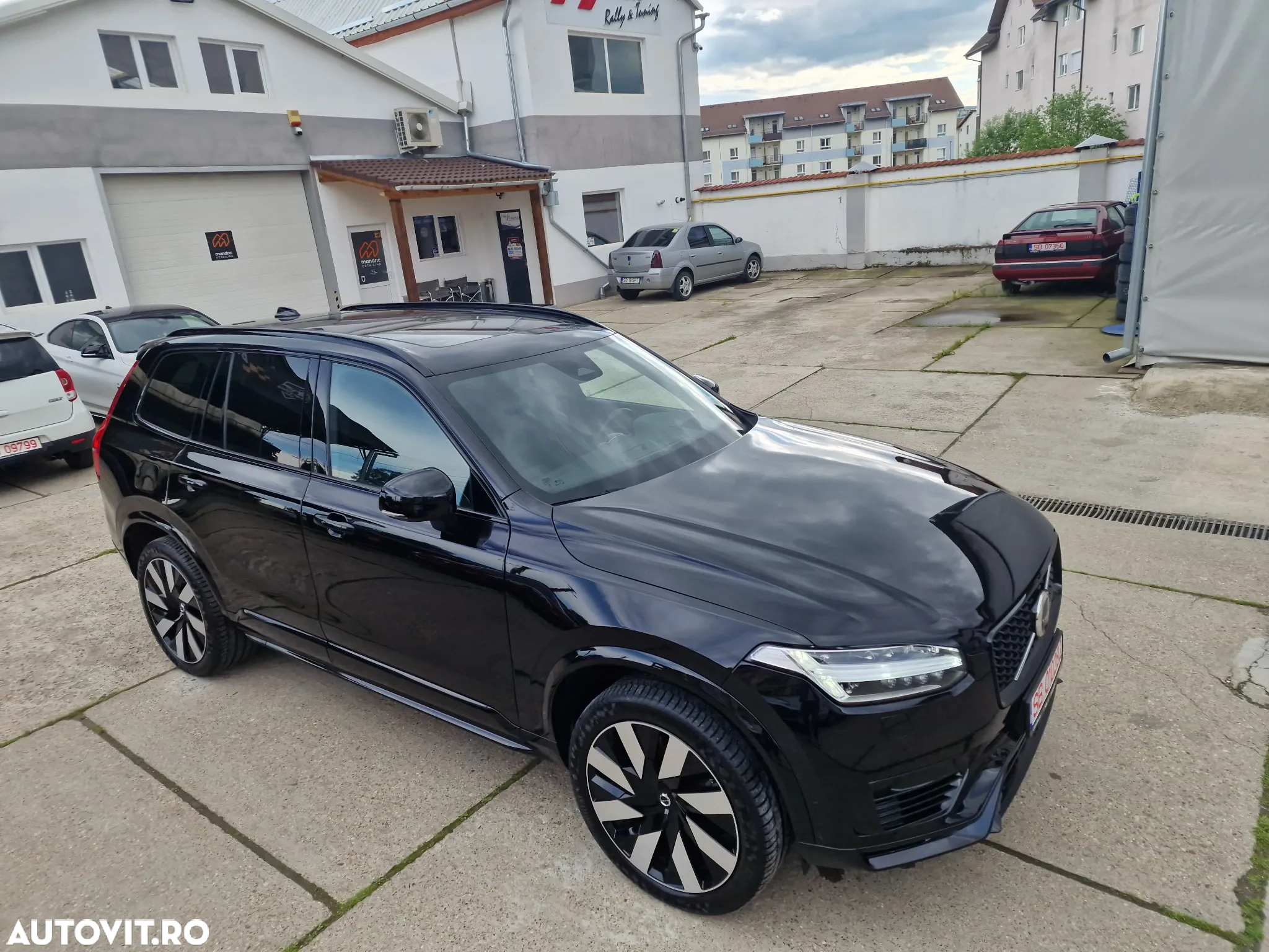 Volvo XC 90 T8 AWD Twin Engine Geartronic RDesign - 12