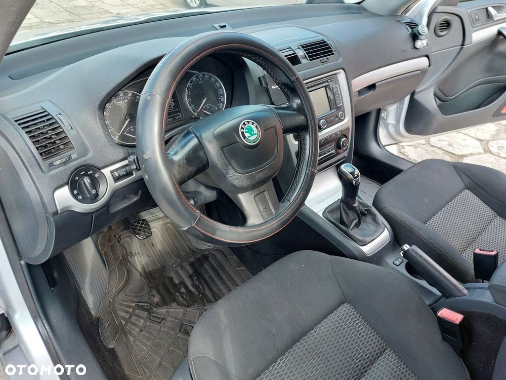 Skoda Octavia - 11