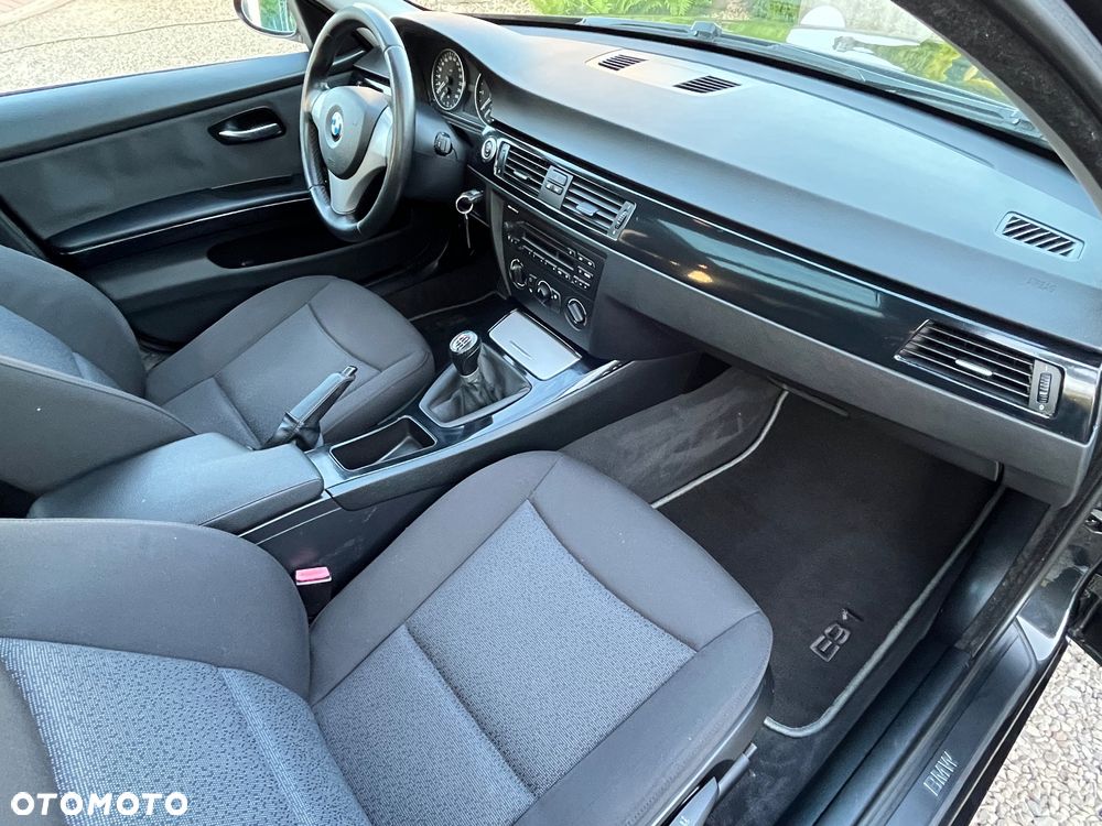 BMW Seria 3 - 31