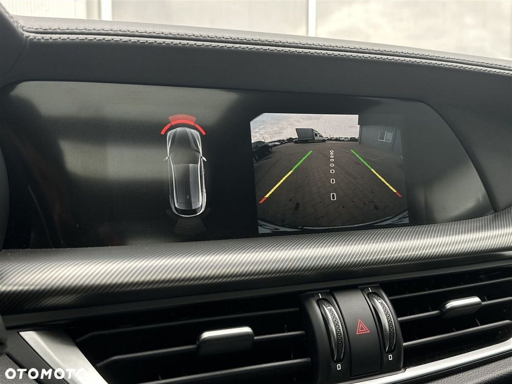 Alfa Romeo Stelvio 2.0 Turbo Veloce Q4 - 31