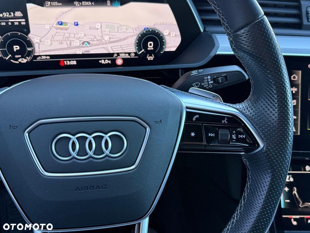 Audi e-tron Sportback 55 Quattro S Line - 26