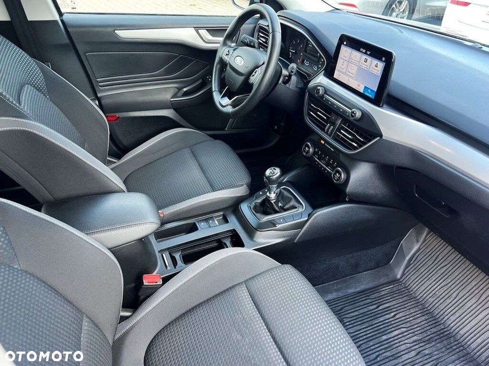 Ford Focus 1.5 EcoBlue Titanium Business - 34