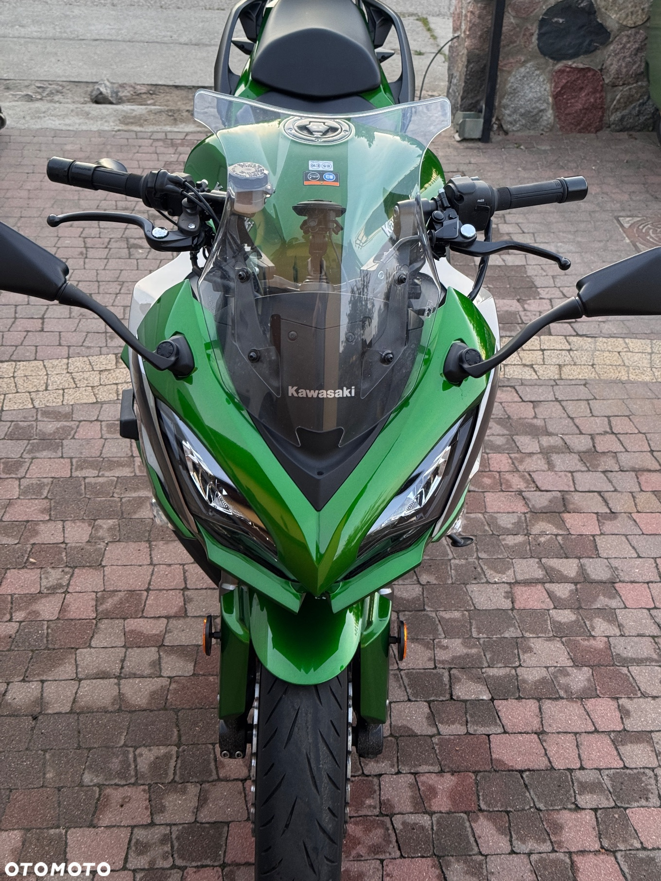 Kawasaki Ninja 1000 SX - 17