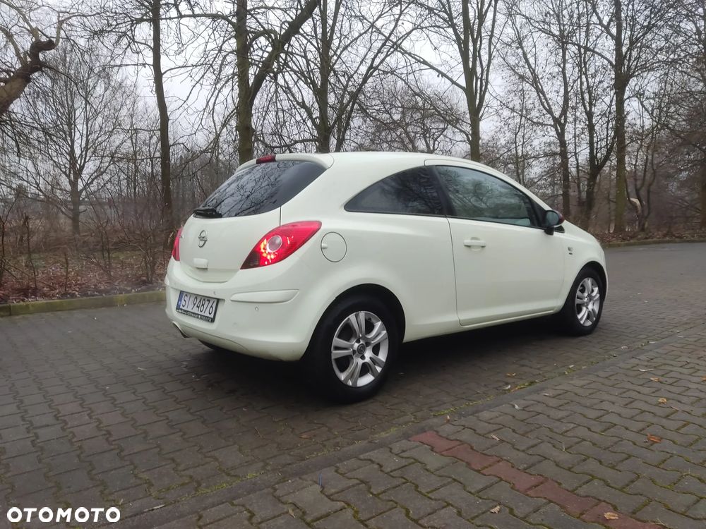 Opel Corsa 1.4 16V Limited Edition - 8
