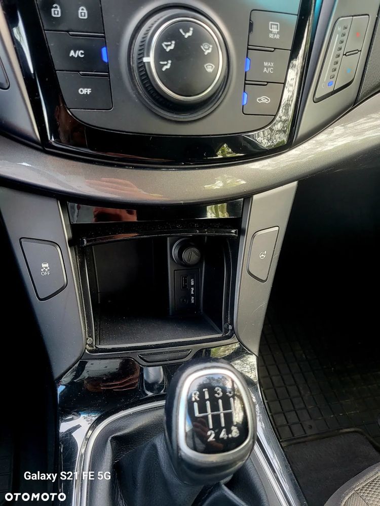 Hyundai i40 i40cw 1.6 Fifa World Cup Edition - 27