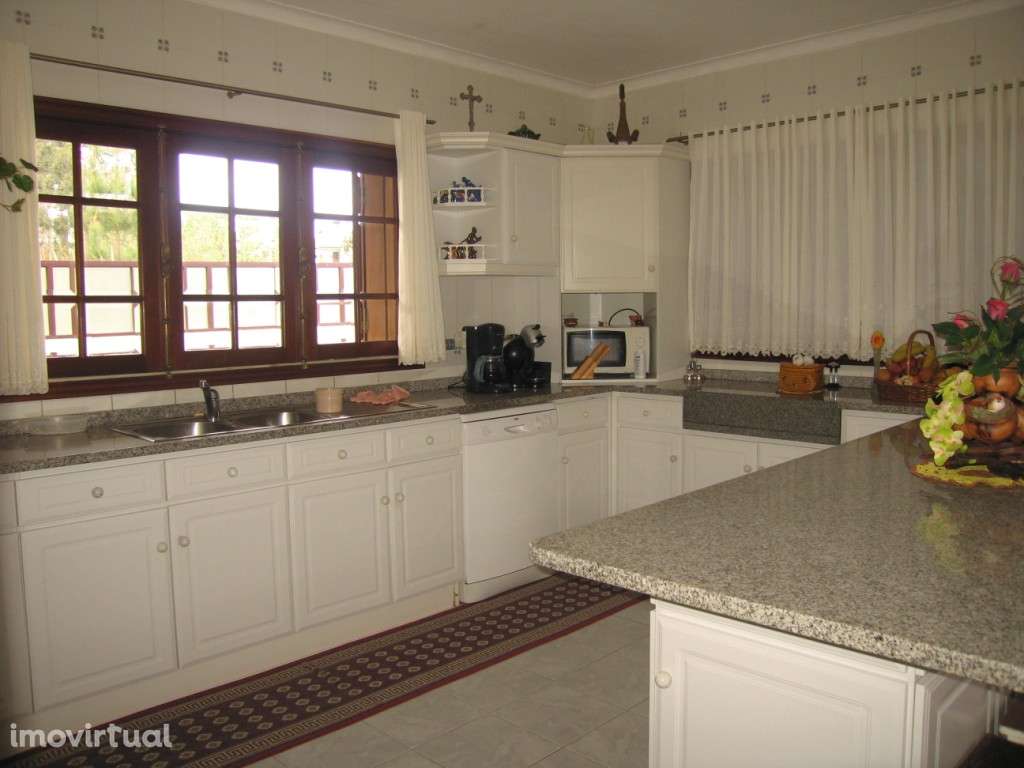 Moradia T6 Venda em Canelas,Vila Nova de Gaia - Grande imagem: 3/47