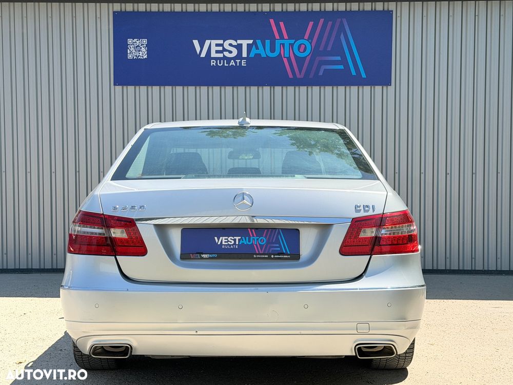Mercedes-Benz E 250 CDI DPF BlueEFFICIENCY 7G-TRONIC Avantgarde - 9