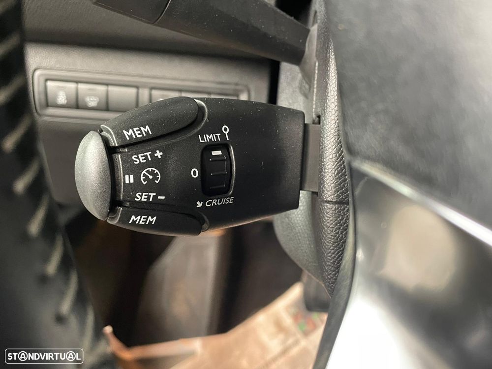 Peugeot 308 BlueHDi FAP 120 EAT6 Stop & Start Allure - 14