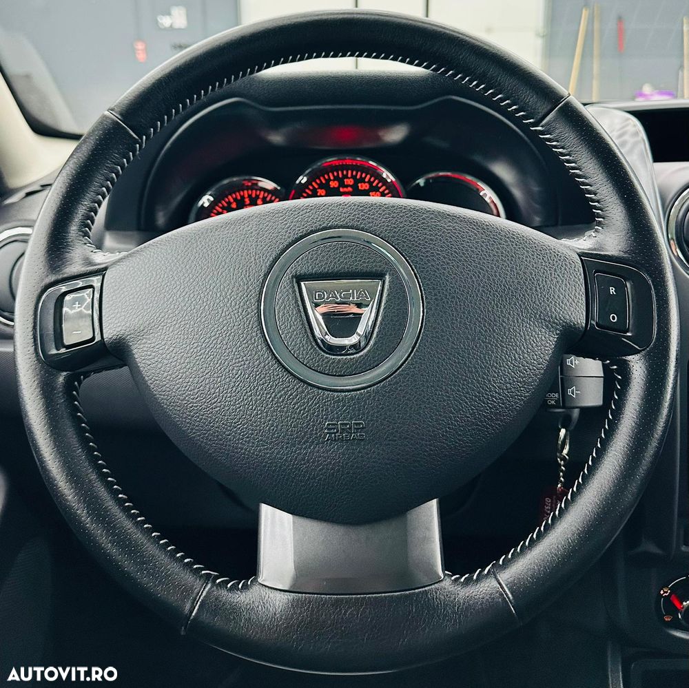 Dacia Duster 1.2 TCe 4x2 Laureate - 25