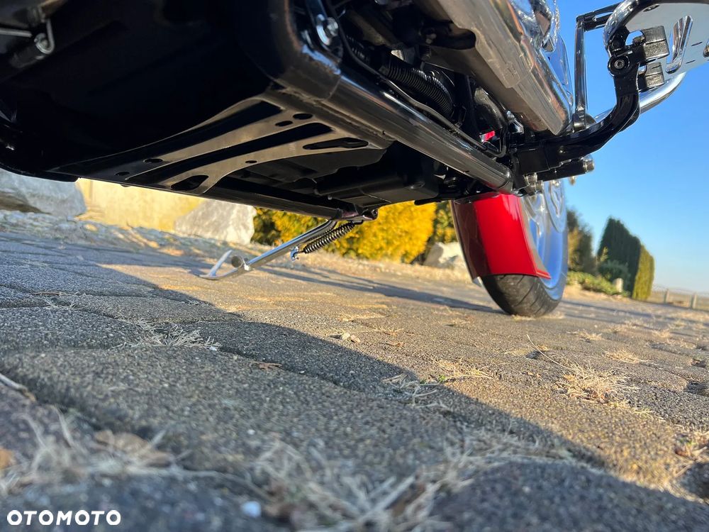 Harley-Davidson Touring Road King - 27