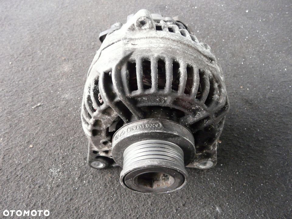 Alternator 0124525028 8200122976 Renault Scenic 2 1,5 DCI - 2