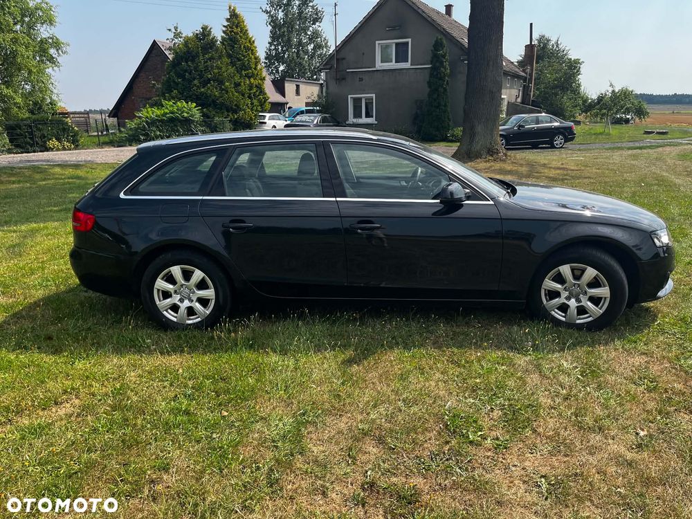 Audi A4 Avant 2.0 TDI DPF Ambition - 11